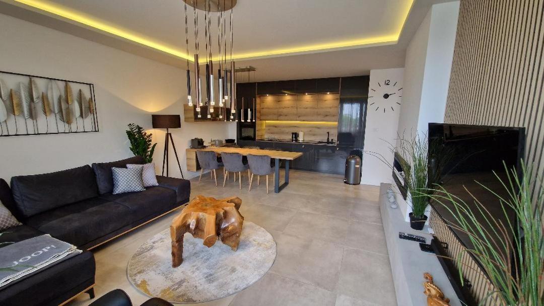 Family Resort Subotica Apartments Exterior foto
